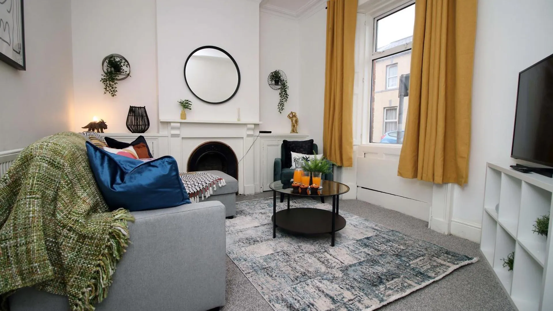 Spacious 4 Bedroom House - Moira Lodge By Ty Sa Cardiff